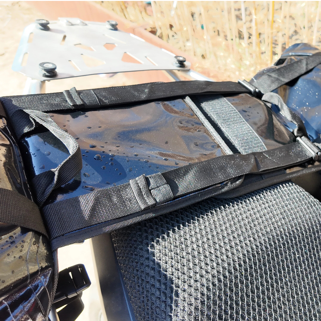 Custom Waterproof Glossy Finish Motorcycle Pannier 5