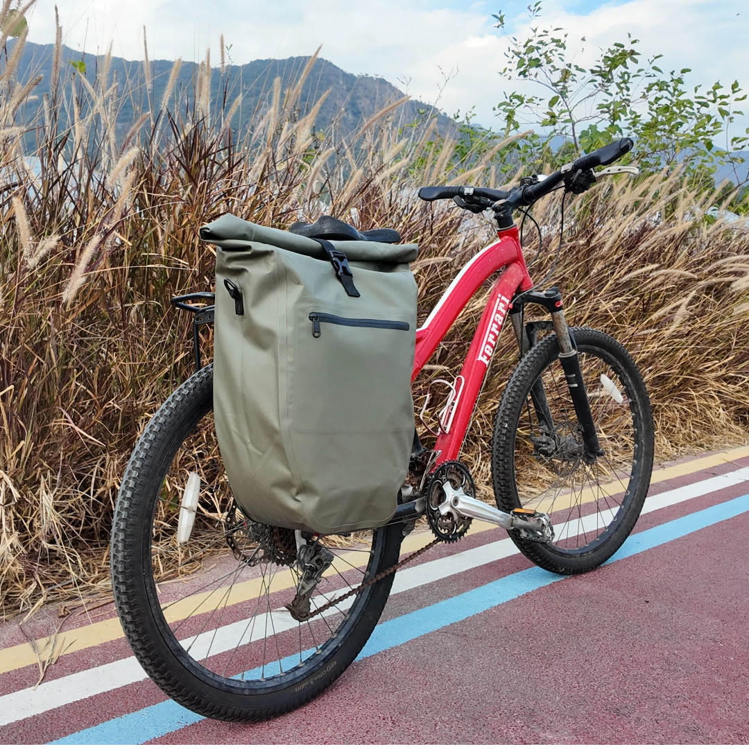 Ultimate Large Capacity Waterproof Bike Pannier DETAIL 4