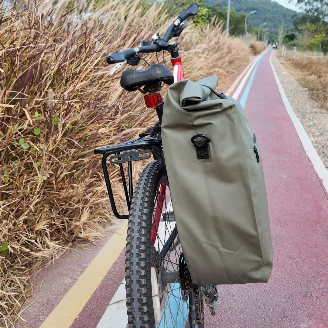 Ultimate Large Capacity Waterproof Bike Pannier DETAIL 6