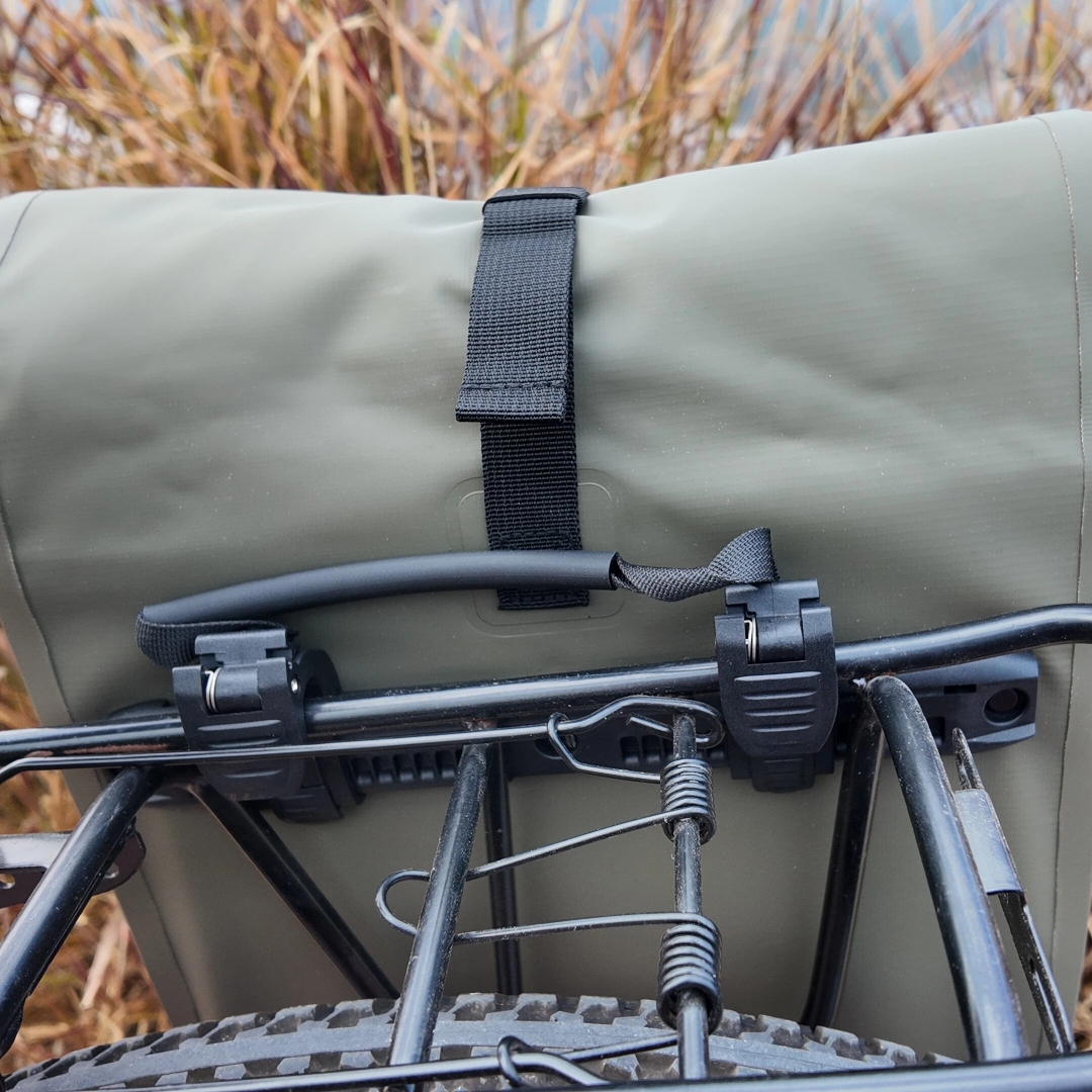Ultimate Large Capacity Waterproof Bike Pannier DETAIL 7