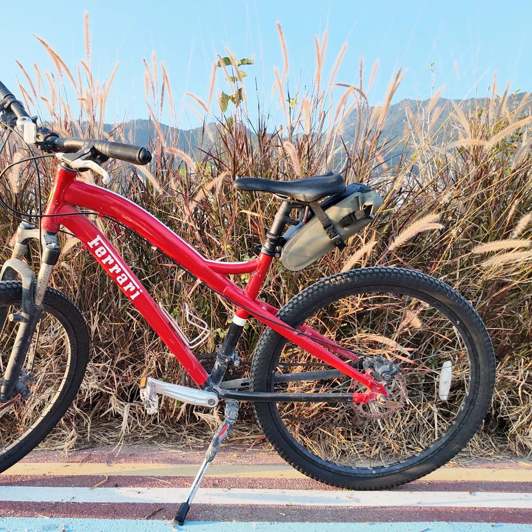 waterproof-bike-saddle-bag-500D-PVC-details 4